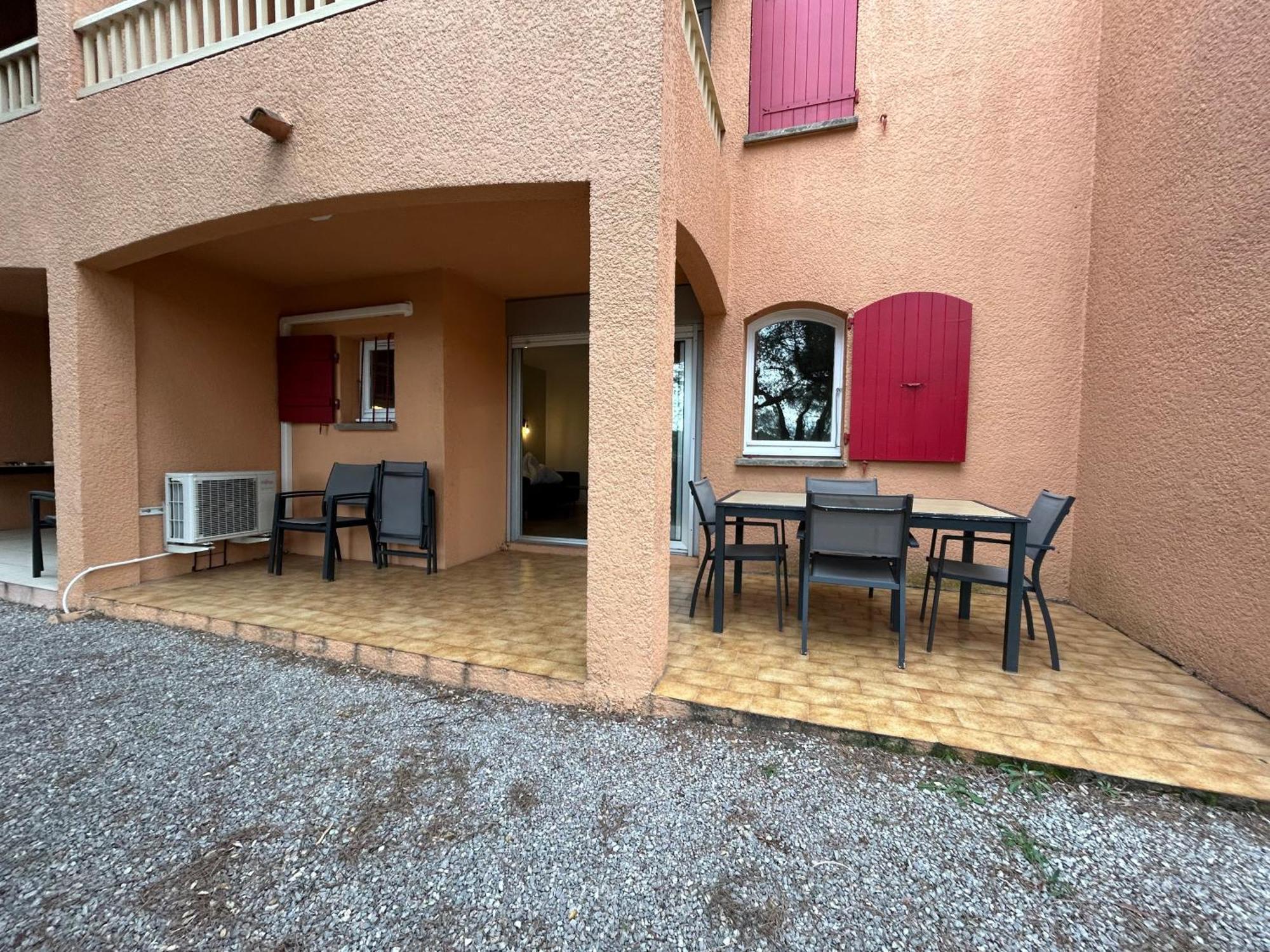 Domaine Valescure Appartement 1 Ou 2 Pieces Vue Jardin Ou Piscine Saint-Raphaël Екстериор снимка