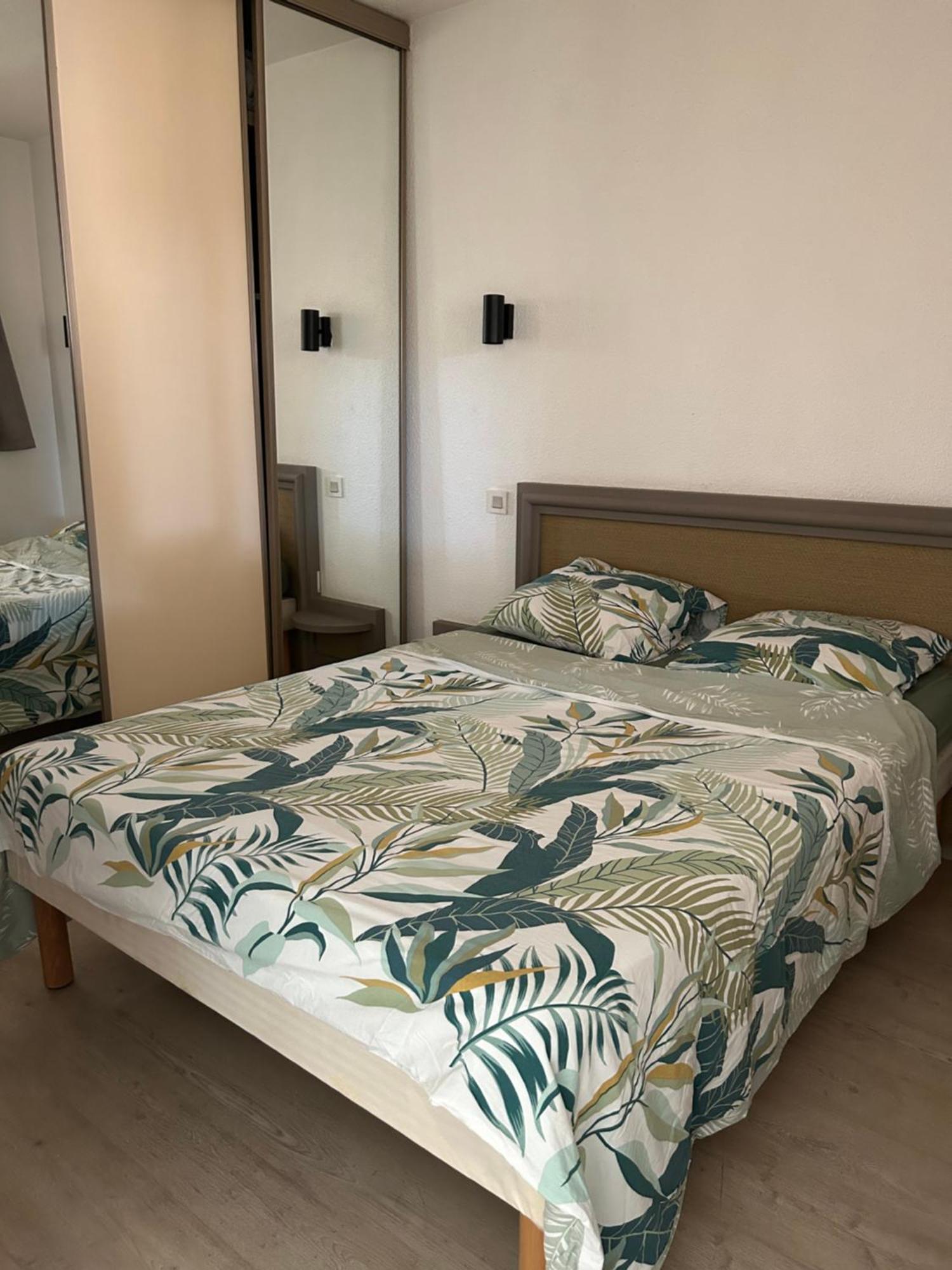 Domaine Valescure Appartement 1 Ou 2 Pieces Vue Jardin Ou Piscine Saint-Raphaël Екстериор снимка