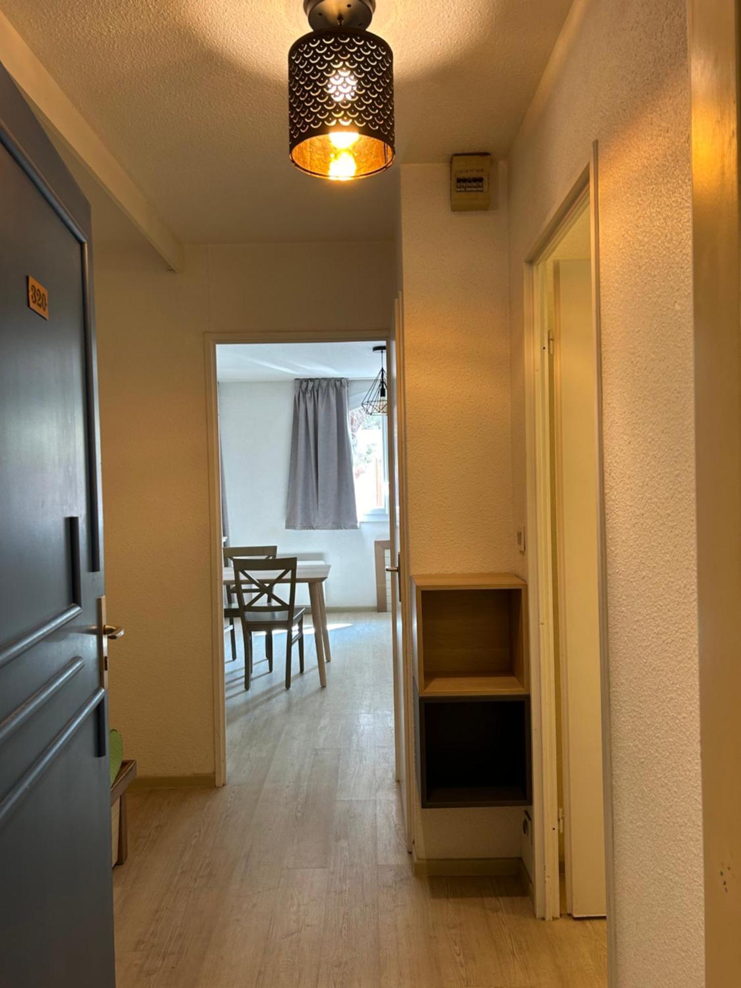 Domaine Valescure Appartement 1 Ou 2 Pieces Vue Jardin Ou Piscine Saint-Raphaël Екстериор снимка